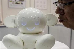 Robot biết chat tại Robotech, Tokyo. (Nguồn: TT&VH)