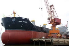 Hạ Long bàn giao tàu serie 53.000 tấn cho Thái Lan