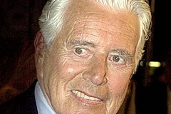 Diễn viên John Forsythe. (Nguồn: Internet)