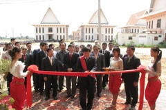 Lễ khánh thành Đài phát sóng FM Siem Reap. (Ảnh: Trần Long/vietnam+)