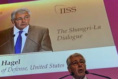 Bộ trưởng Quốc phòng Mỹ Chuck Hagel phát biểu tại Đối thoại Shangri-La lần thứ 12, Singapore. (Ảnh: AFP)