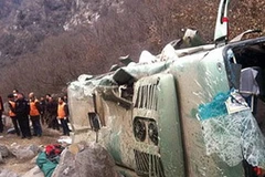 Chiếc xe buýt gặp nạn. (Nguồn: Chinanews)