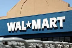 Wal-Mart hạ dự báo triển vọng kinh doanh năm 2013