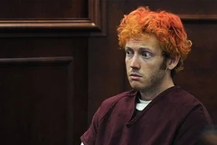 James Holmes trình diện tại tòa án hạt Arapahoe hôm 23/7/2012, với cáo buộc giết người cấp độ một. (Ảnh: AP)