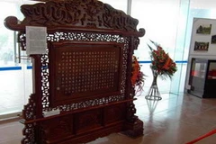 Tác phẩm khảm trai "Thiên đô chiếu" của nghệ nhân Nguyễn Đình Vinh. (Nguồn: Internet)