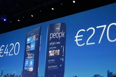 Mẫu smartphone Nokia Lumia 800 và Lumia 710. (Nguồn: Internet) 