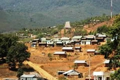 Làng định canh định cư nông thôn mới ở xã Măng Ri, Tu Mơ Rông. (Nguồn: kontum.gov.vn)