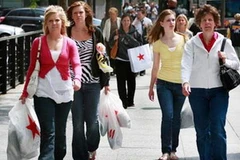 GDP của Mỹ tăng liên tiếp 3 quý chủ yếu nhờ sức mua của người tiêu dùng. (Nguồn: Internet)