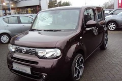 Mẫu Nissan Cube 2013. 