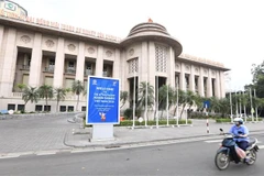 Bên ngoài trụ sở Ngân hàng Nhà nước Việt Nam tại Hà Nội. (Ảnh: Hoàng Hiếu/TTXVN)