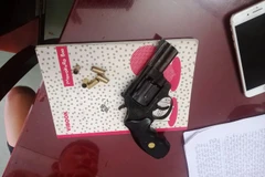 Tang vật trong vụ nổ súng. (Nguồn: nld.com.vn)