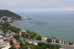Tuyến đường Hạ Long-Quang Trung (ven biển Bãi Trước) thành phố Vũng Tàu. (Ảnh: Huỳnh Sơn/TTXVN)