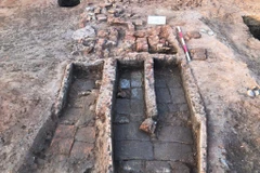 Bức ảnh do Viện Di sản văn hóa và Khảo cổ tỉnh Hà Nam cung cấp cho thấy quang cảnh một di tích gang đúc ở Tân Trịnh, Hà Nam (Trung Quốc). (Nguồn: global.chinadaily.com.cn)