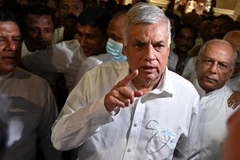 Tổng thống Sri Lanka Ranil Wickremesinghe phát biểu với báo giới tại Colombo ngày 20/7/2022. (Ảnh: AFP/TTXVN)