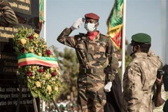 Người đứng đầu chính quyền quân sự Mali - Đại tá Assimi Goïta - tại một sự kiện ở Kati, ngày 20/1/2022. (Ảnh: AFP/TTXVN)