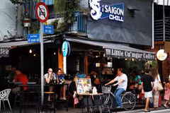 Khách quốc tế trên "Phố Tây" Bùi Viện, phường Phạm Ngũ Lão, Quận 1 (Thành phố Hồ Chí Minh). (Ảnh: Hồng Đạt/TTXVN)