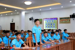 Các cầu thủ U16 thể hiện tinh thần quyết tâm hướng tới giải đấu sắp tới. (Nguồn: VFF)