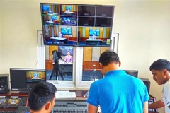 Buổi ghi một chương trình tại studio của Đài phát thanh-phát hình tỉnh Bokeo. (Ảnh: Đỗ Bá Thành/TTXVN)