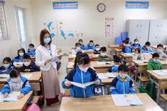 Các địa phương đang nỗ lực để thích ứng linh hoạt, duy trì tối đa việc mở cửa trường học. (Ảnh: Thanh Tùng/TTXVN)