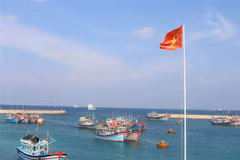 Quần đảo Trường Sa, nơi đón tiếp và hỗ trợ cho ngư dân vươn khơi bám biển. (Ảnh: Phan Sáu/TTXVN)