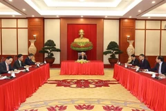 Tổng Bí thư Nguyễn Phú Trọng điện đàm với Thủ tướng Ấn Độ Narendra Modi. (Ảnh: Trí Dũng/TTXVN)