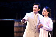 Nghệ sỹ cải lương Minh Hải: Tự hào khi hai cha con cùng vào vai Bác