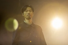 Xúc động khoảnh khắc 17 em nhỏ Điện Biên nghe Đen hát 'Nấu ăn cho em'