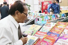 Nhà thơ Giang Nam - tác giả bài thơ 'Quê hương' đã về 'miền mây trắng'