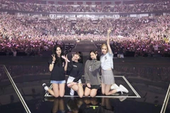 'Mập mờ' bản quyền, đêm nhạc BlackPink bị đề nghị rút giấy phép