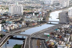 Một đoạn Đại lộ Đông Tây. (Ảnh: Hoàng Hải/TTXVN)