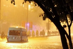 Các đường phố Lào Cai bị ngập úng do mưa quá lớn. (Ảnh: Internet)