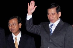 Chủ tịch nước Nguyễn Minh Triết đến sân bay Quốc tế Haneda (Nhật Bản). (Ảnh: Nguyễn Khang/TTXVN)