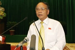  Trưởng ban Dân nguyện của Quốc hội Trần Thế Vượng trình bày báo cáo kết quả giám sát việc giải quyết kiến nghị của cử tri. (Ảnh: Trí Dũng/TTXVN)