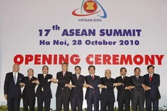 Hội nghị Cấp cao ASEAN lần thứ 17. (Ảnh: Đức Tám/TTXVN)