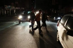 Tình trạng mất điện thường xuyên xảy ra ở Venezuela. (Nguồn: BBC)