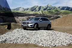 Mẫu xe Mercedes GLC class 2016 được Mercedes Benz Việt Nam giới thiệu. (Ảnh minh họa: Thế Anh/TTXVN)