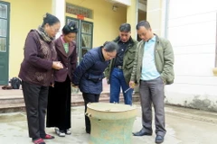 Trống được đưa về Bảo tàng tỉnh Điện Biên. (Ảnh: Chu Quốc Hùng/TTXVN)