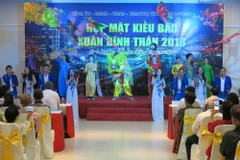 Tổ chức gặp mặt kiều bào về quê đón Tết tại các địa phương