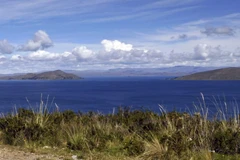 Hồ Titicaca. (Nguồn: ibtimes)
