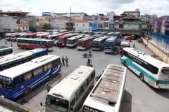 Các xe chạy tuyến Hà Nội-Hải Phòng. (Nguồn: TTXVN) 