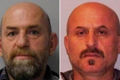 Hai đối tượng Mumin Sahin (phải) và Emin Ozmen. (Nguồn: Guardian)