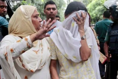 Người thân của các con tin bị bắt giữ. (Nguồn: AP)