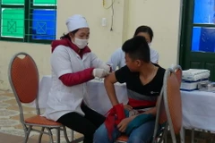 Tiêm vắcxin sởi-rubella. (Nguồn: TTXVN)