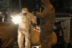 Cảnh sát Hy Lạp phong tỏa hiện trường vụ nổ bom ở Athens. (Ảnh: Reuters)