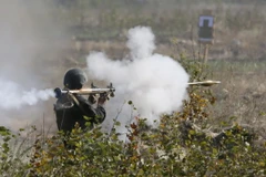 Binh sỹ Ukraine trong buổi diễn tập quân sự tại vùng Kiev ngày 2/10. (Nguồn: Reuters/TTXVN)