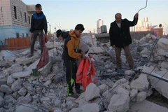 Nhà cửa của người Palestine bị các lực lượng Israel phá hủy tại làng Beit Kahel, gần thành phố Hebron, Bờ Tây. (Ảnh: THX/TTXVN)