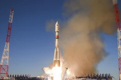 Tên lửa đẩy Soyuz-2.1b vệ tinh định vị Glonass-M. (Nguồn: gpsworld.com)