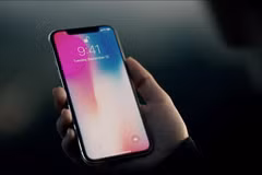 Điện thoại iPhone X. (Nguồn: Expert Reviews)