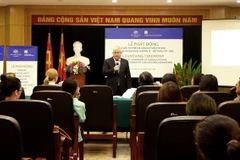 Đại sứ Australia tại Việt Nam Craig Chittick phát động Cuộc thi thiết kế logo nhân kỷ niệm 45 năm ngày thiết lập quan hệ ngoại giao giữa Australia và Việt Nam. (Ảnh: PV/Vietnam+)