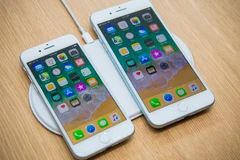 Bộ đôi iPhone 8 và 8 Plus. (Nguồn: Cnet)